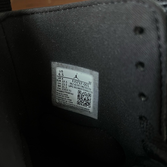 Nike Air Jordan 1 Brooklyn Platform Sneaker - Picture 4 of 8